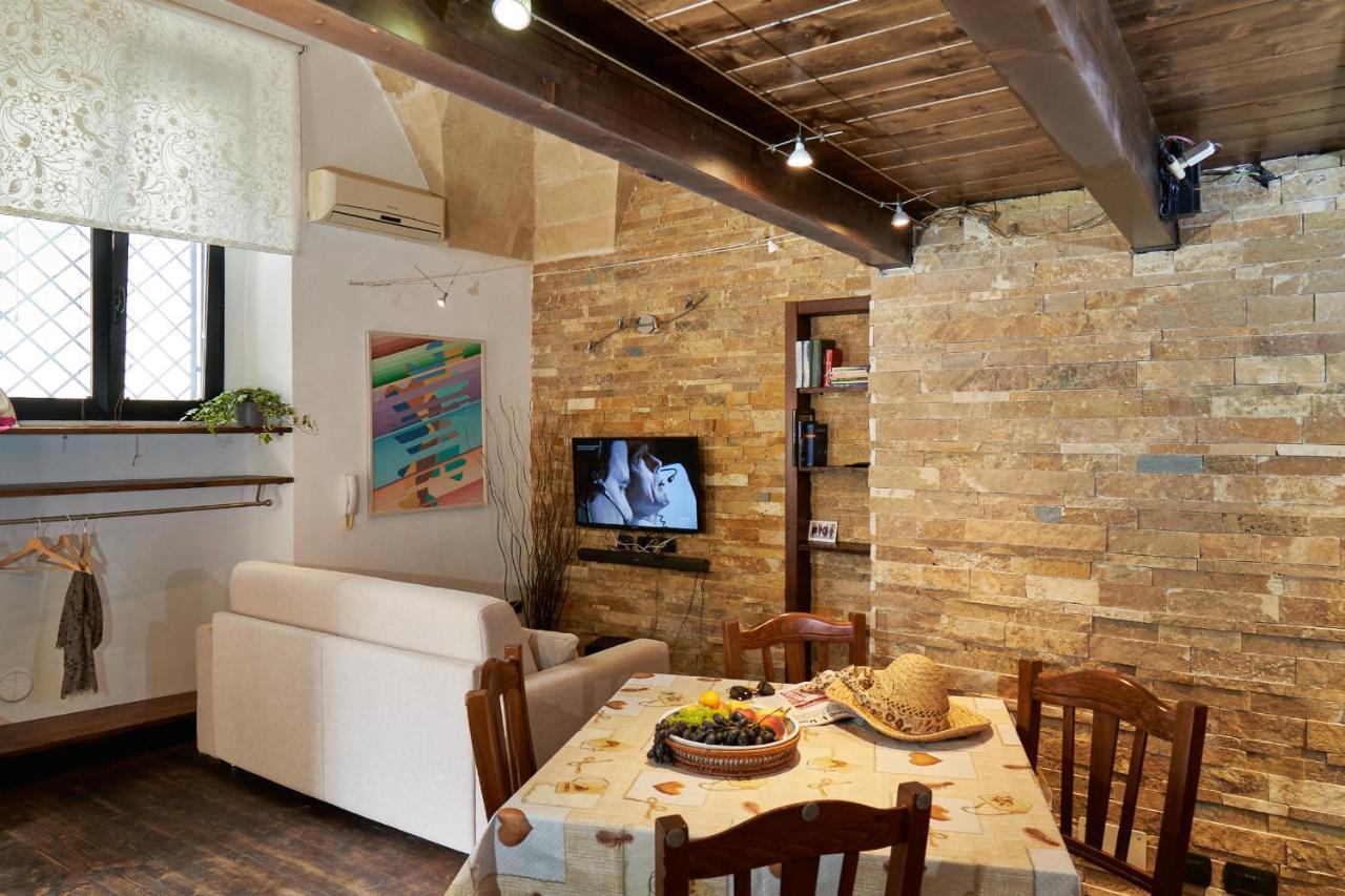 B&B Isola Dello Stampatore Lecce Exterior foto